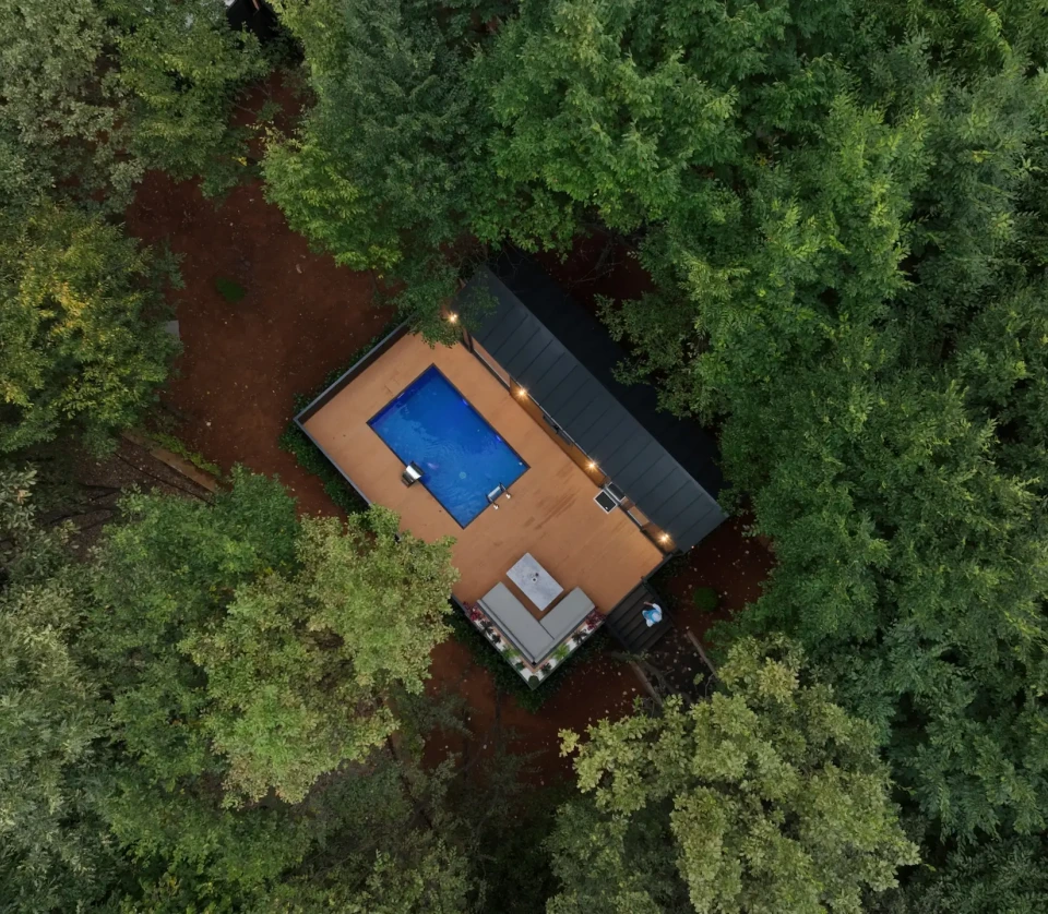 Kompozit Deck Nedir? Özellikleri ve 2026 m² Fiyatları
